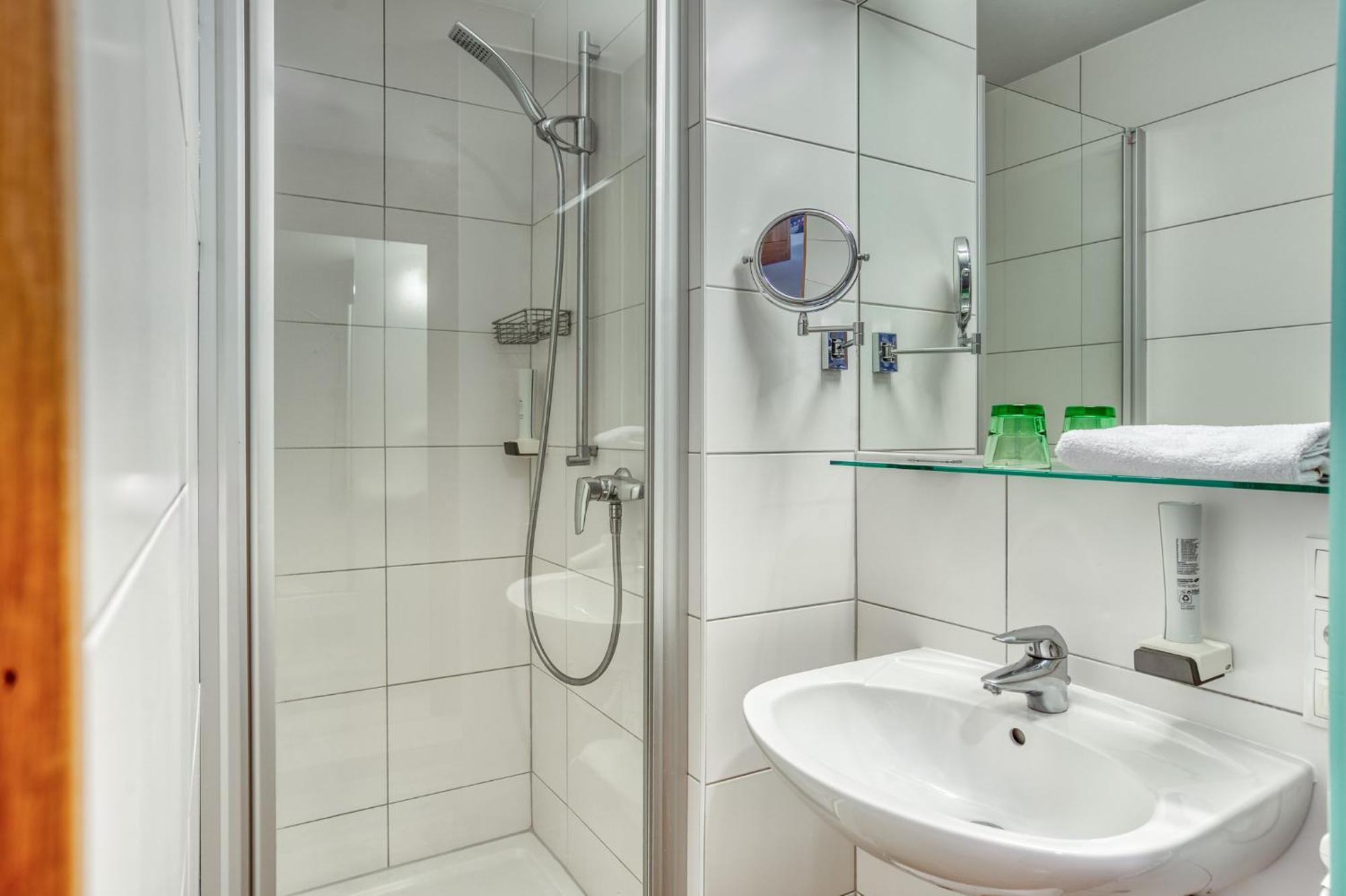Hotel Wirtshaus Sattlerwirt 에브스 객실 사진